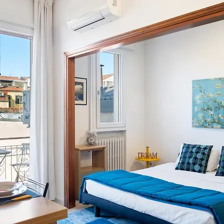 Apartment Prato Della Valle Red & Blu *