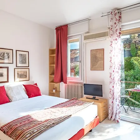 Apartment Prato Della Valle Red & Blu